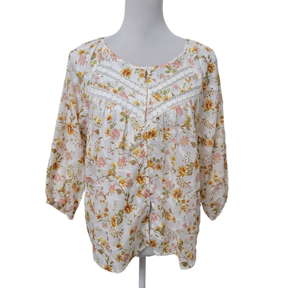 Hester & Orchard Size M Floral Boho Blouse with Crochet Lace Detail